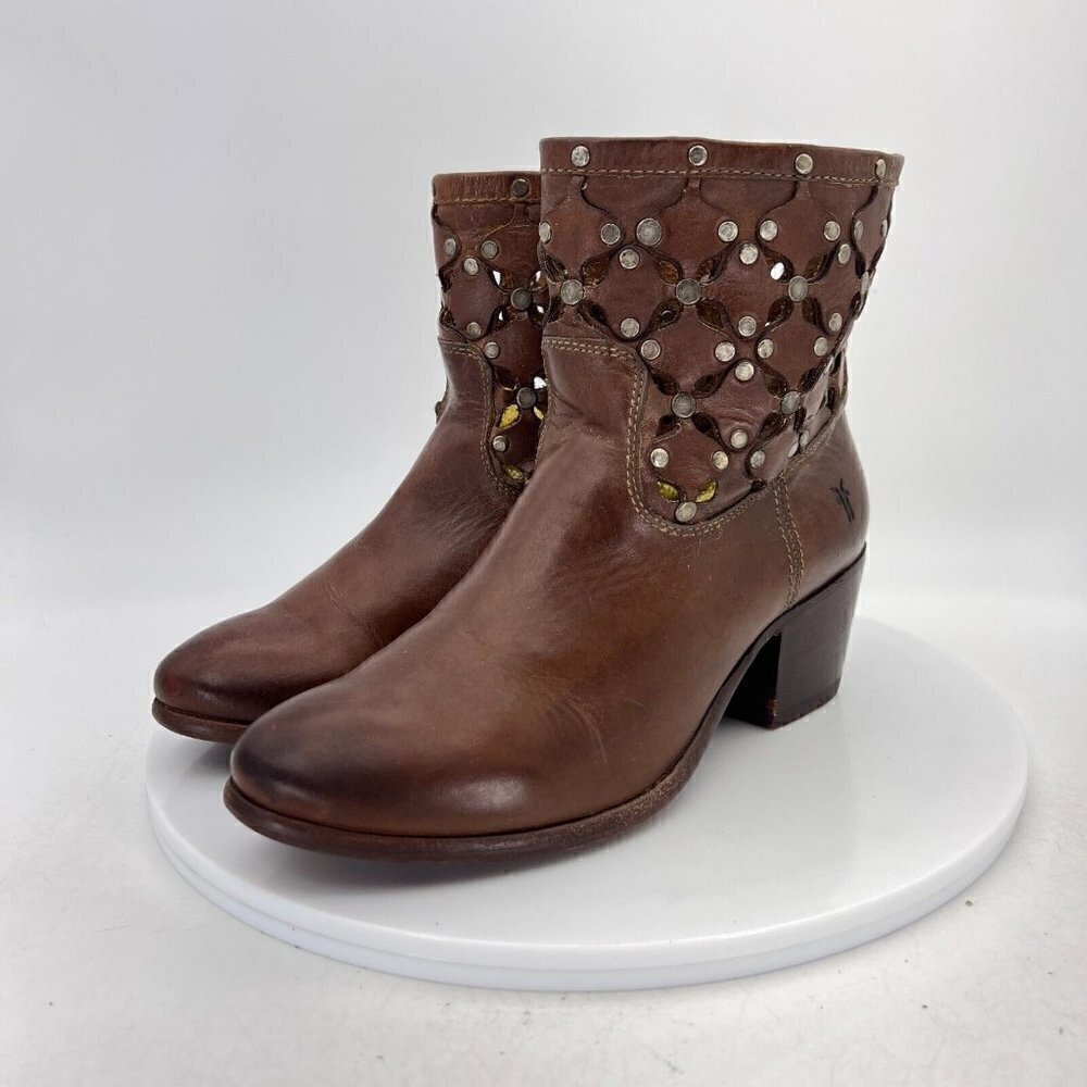 Frye Courtney Overlay Stud Women Size 6B Brown Cognac Leather Laser Cut Boot